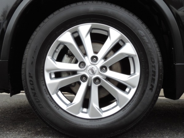 Used-2016-Nissan-Rogue-SV-AWD