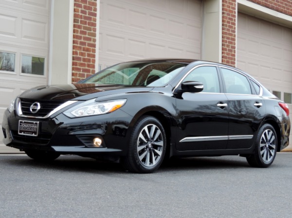 Used-2017-Nissan-Altima-25-SV-Premium