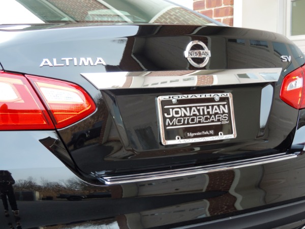 Used-2017-Nissan-Altima-25-SV-Premium