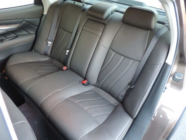 Used-2018-INFINITI-Q70L-37-Luxe-Premium-Tech