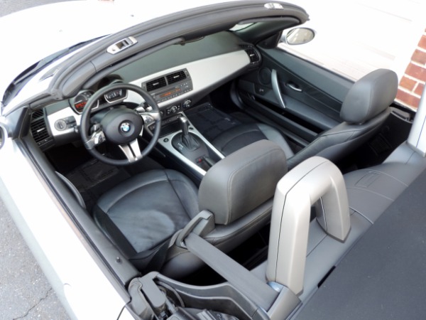 Used-2006-BMW-Z4-Roadster-30i