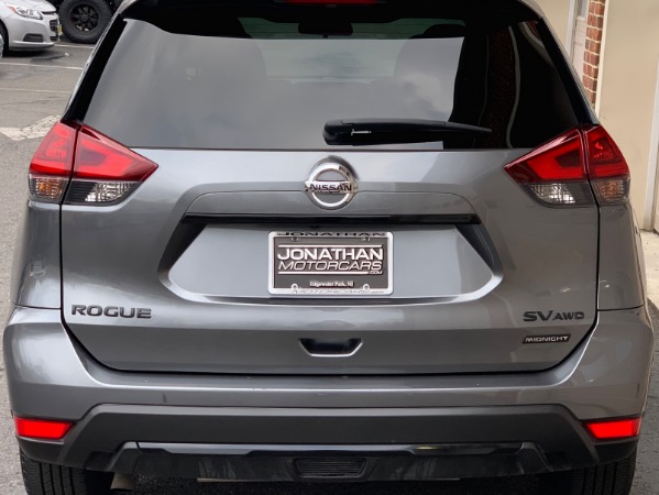 Used-2018-Nissan-Rogue-SV-AWD-Midnight-Edition