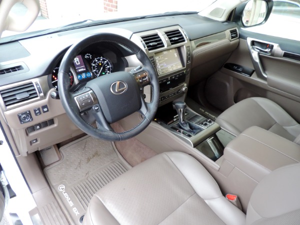 Used-2017-Lexus-GX-460-AWD