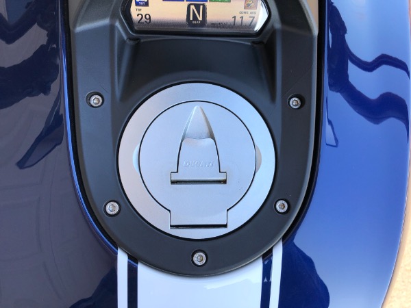 Used-2013-Ducati-Diavel-Street-Sport-Blue