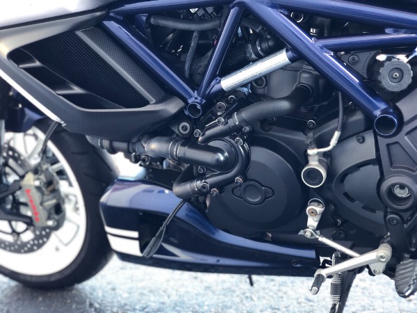 Used-2013-Ducati-Diavel-Street-Sport-Blue