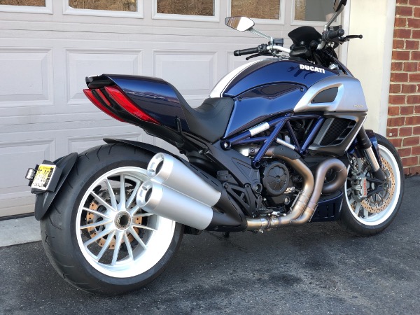 Used-2013-Ducati-Diavel-Street-Sport-Blue