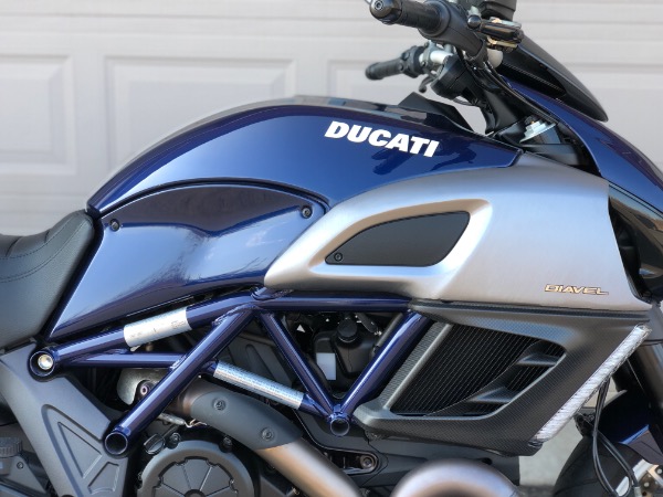 Used-2013-Ducati-Diavel-Street-Sport-Blue