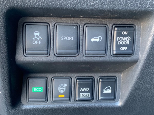 Used-2016-Nissan-Rogue-SV-AWD-Premium