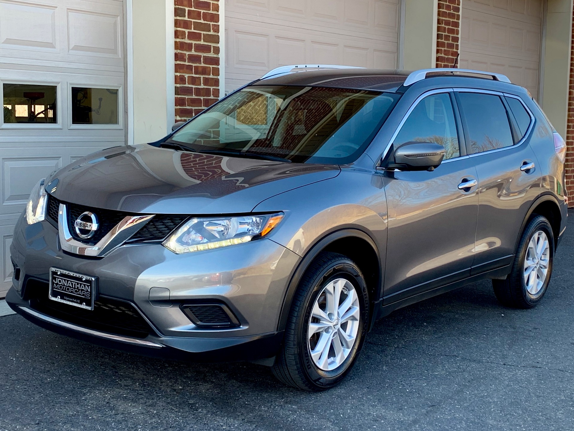Nissan rogue sv