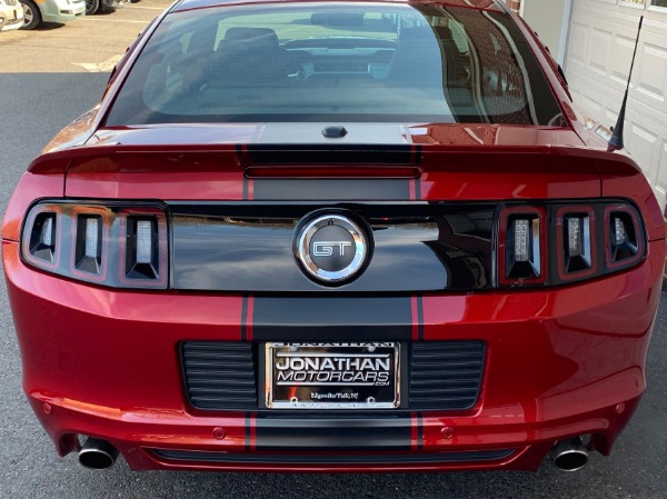 Used-2014-Ford-Mustang-GT-Premium