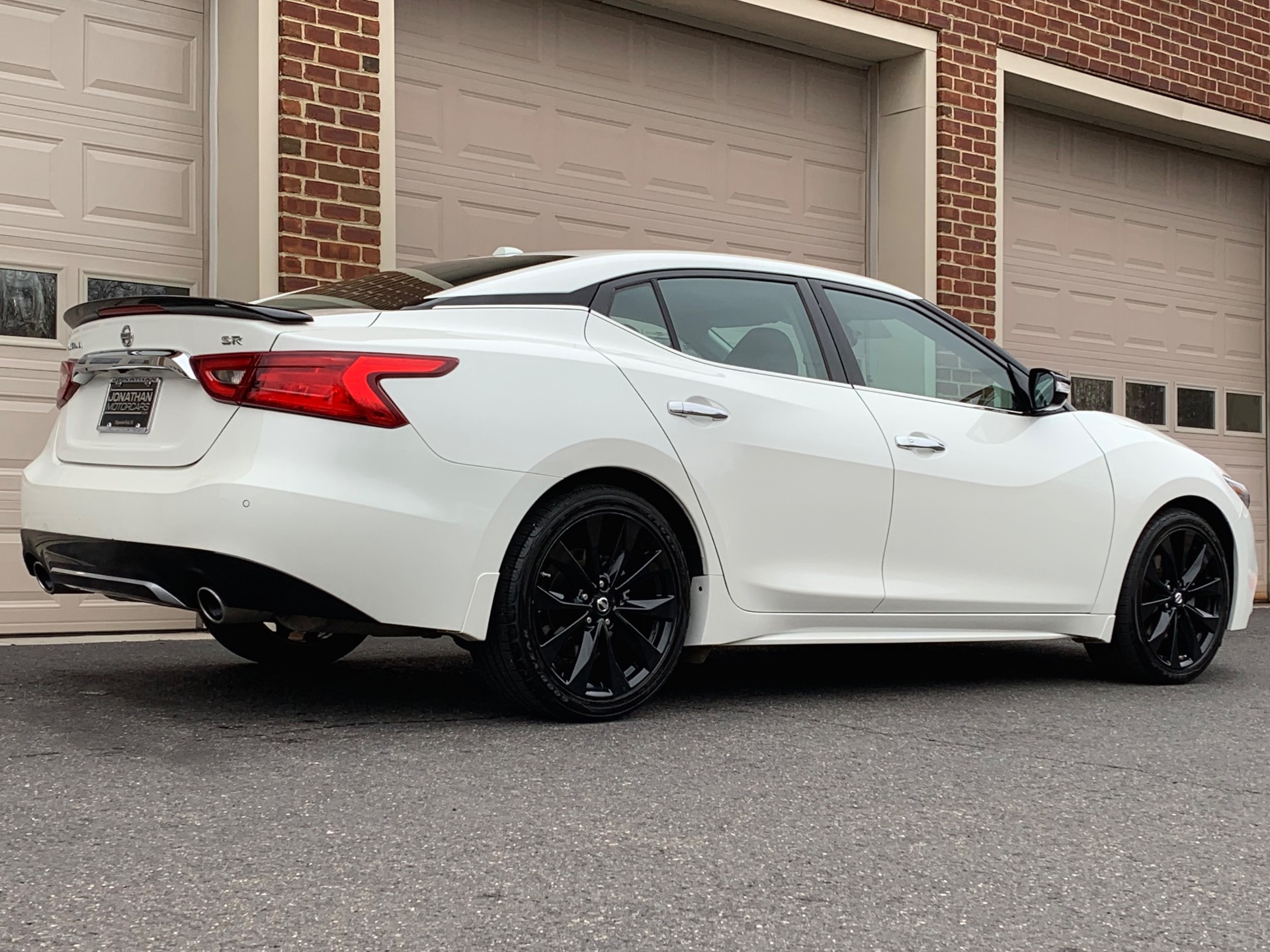 Nissan maxima универсал