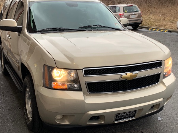 Used-2011-Chevrolet-Tahoe-LS