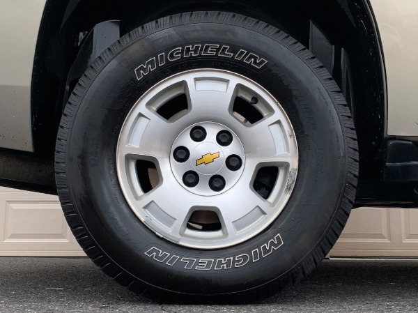 Used-2011-Chevrolet-Tahoe-LS