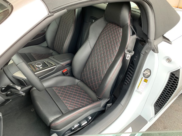 Used-2017-Audi-R8-52-quattro-V10-Spyder