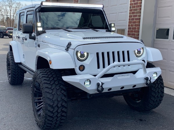 Used-2014-Jeep-Wrangler-Unlimited-Sahara