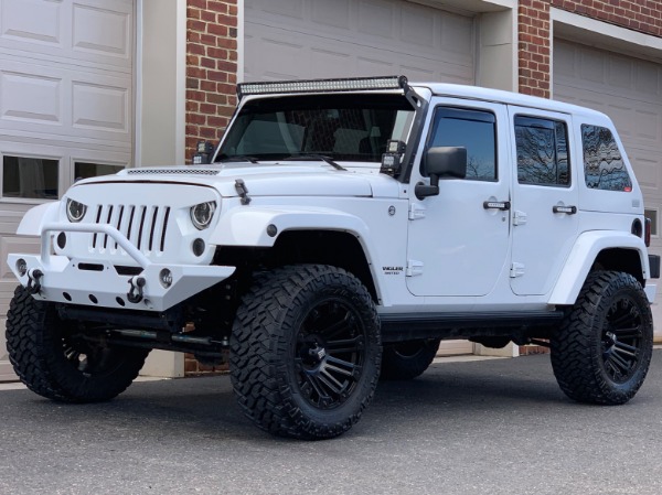 Used-2014-Jeep-Wrangler-Unlimited-Sahara