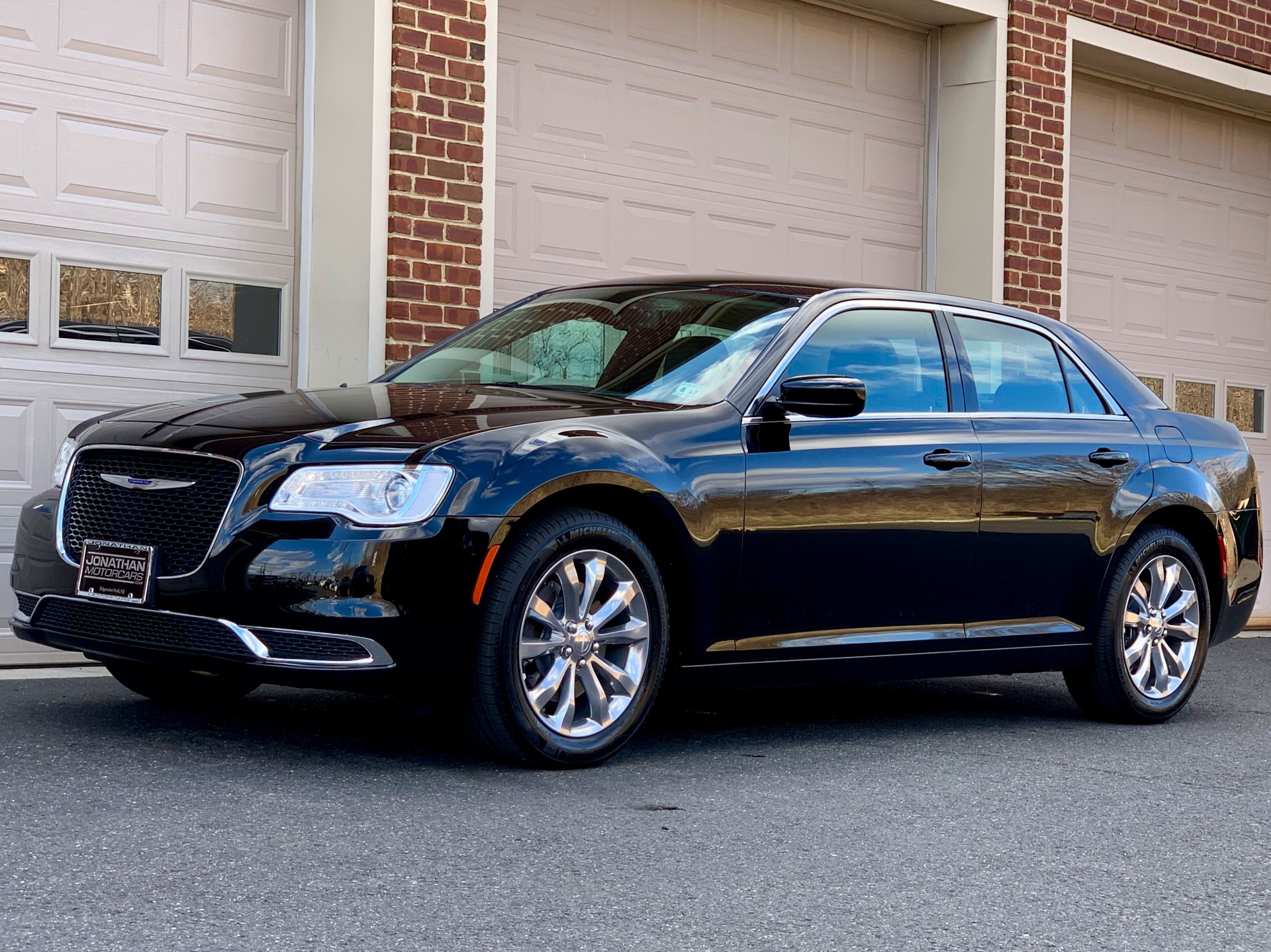 2018 Chrysler 300 Touring L AWD Stock 321209 for sale near Edgewater 