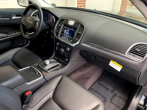 Used-2018-Chrysler-300-Touring-L-AWD