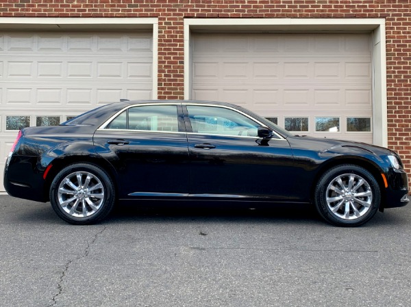 Used-2018-Chrysler-300-Touring-L-AWD