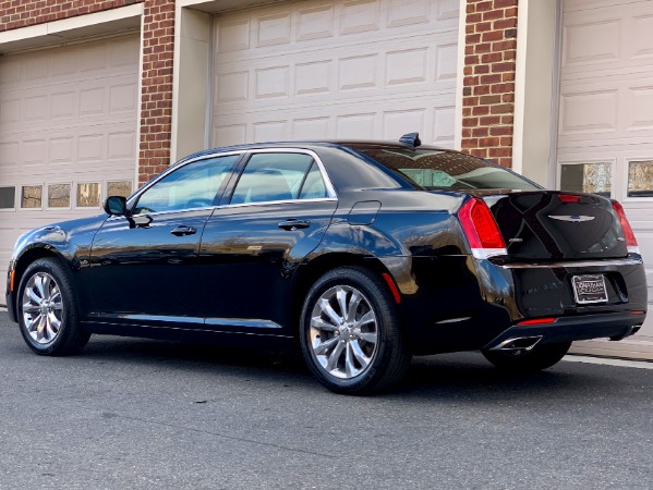 Used-2018-Chrysler-300-Touring-L-AWD