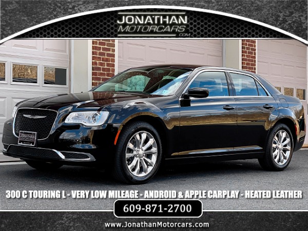 Used-2018-Chrysler-300-Touring-L-AWD