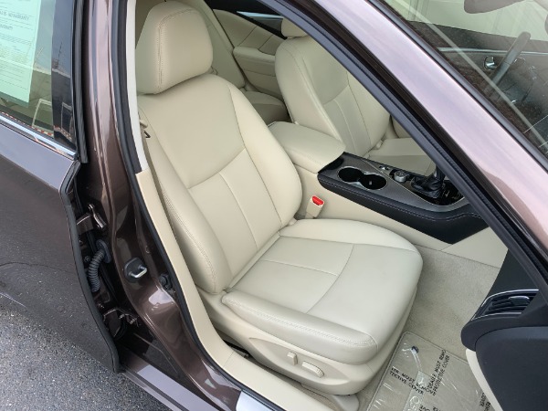 Used-2015-INFINITI-Q50-Premium-AWD