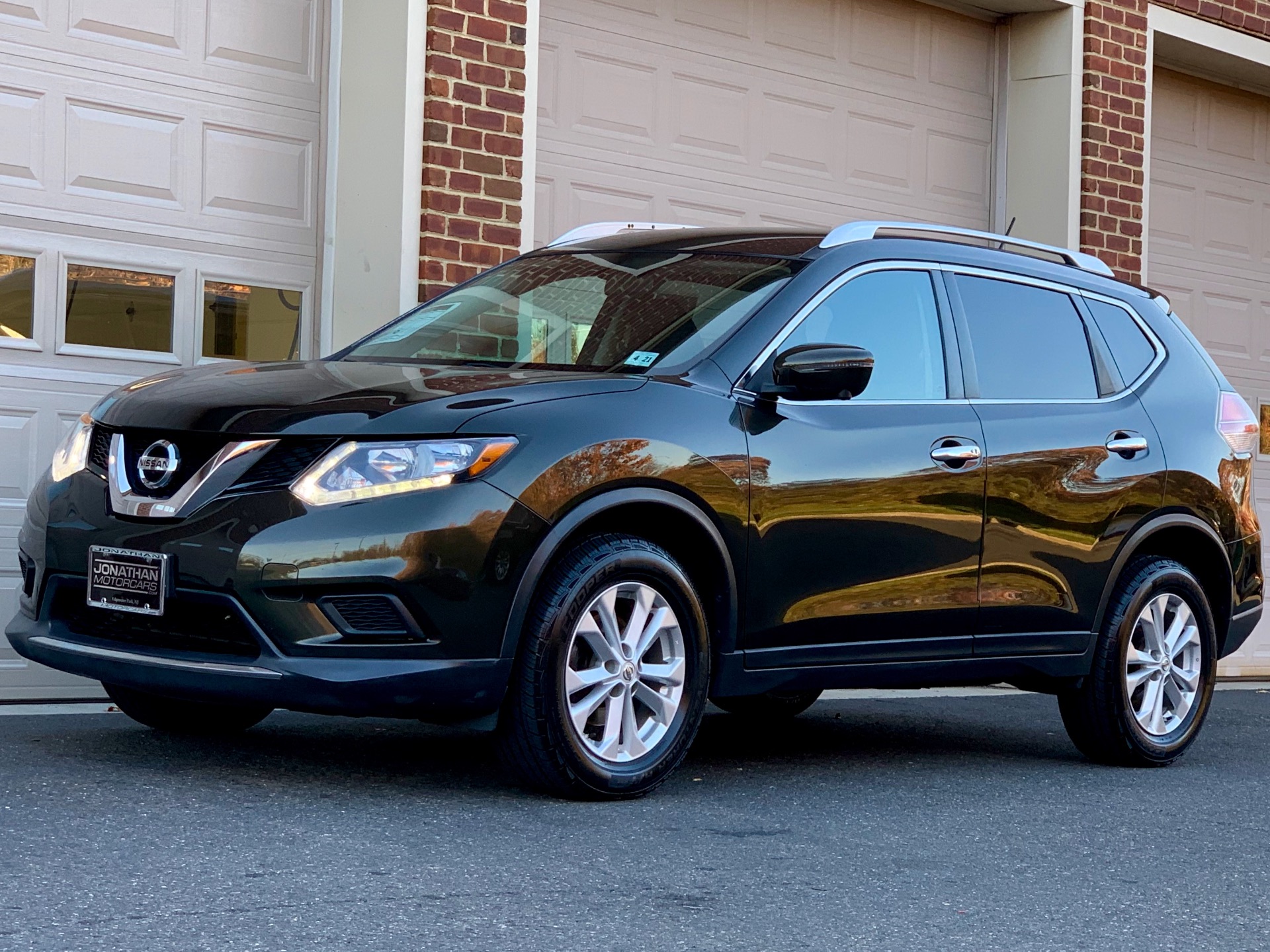 nissan rogue sv