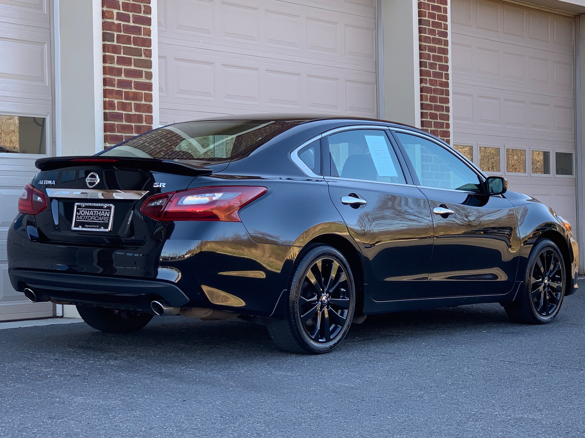 Nissan altima sr