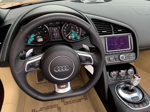 Used-2014-Audi-R8-52-V10-quattro-Spyder