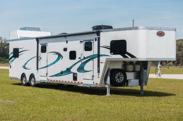 New-2020-Sundowner-2486SGM-425-Toy-Hauler