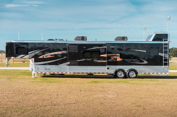 New-2019-Sundowner-Queens-Quarters-41-Toy-Hauler