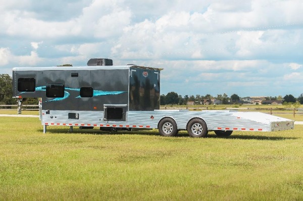 New-2019-Sundowner-2286KM-41-Toy-Hauler