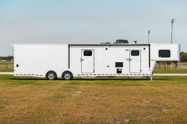 New-2019-Sundowner-2286GM-42-Toy-Hauler