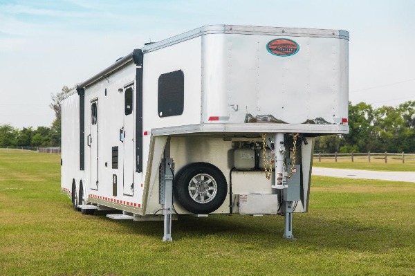 New-2019-Sundowner-2286GM-42-Toy-Hauler