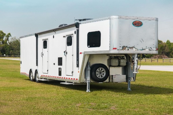 New-2019-Sundowner-2286GM-42-Toy-Hauler