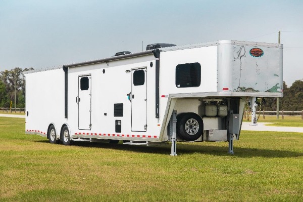 New-2019-Sundowner-2286GM-42-Toy-Hauler