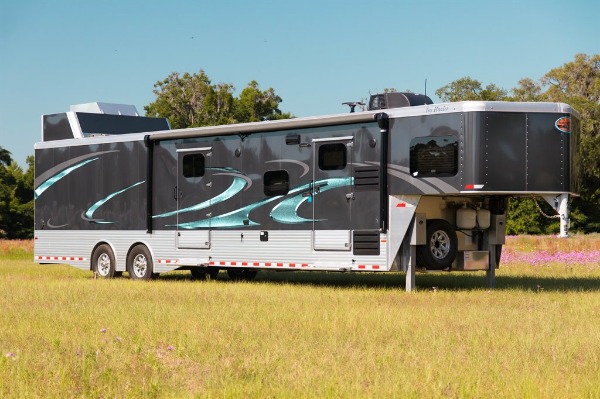 New-2019-Sundowner-2186SGM-42-Toy-Hauler