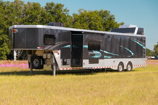 New-2019-Sundowner-2186SGM-42-Toy-Hauler