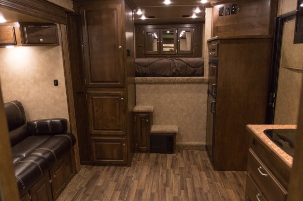 New-2019-Sundowner-2186SGM-42-Toy-Hauler