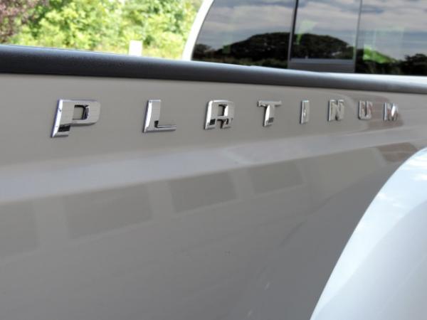 Used-2015-Ford-F-450-SD-Platinum