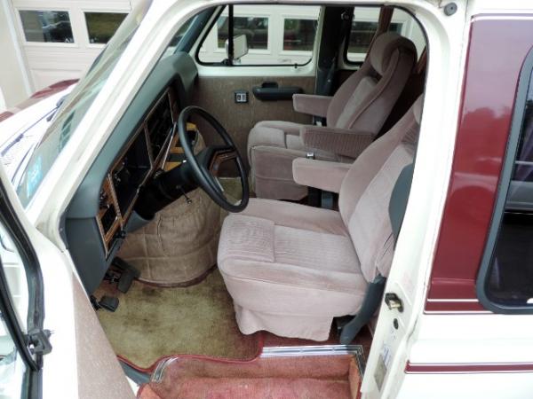 Used-1990-Ford-Econoline