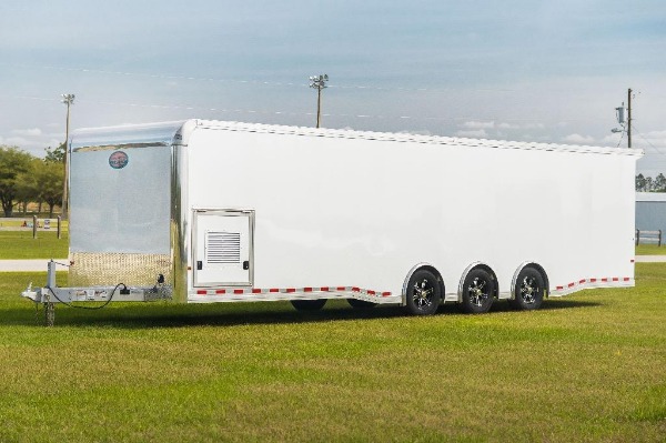 New-2019-Sundowner-32-Enclosed-Race-Car-Trailer