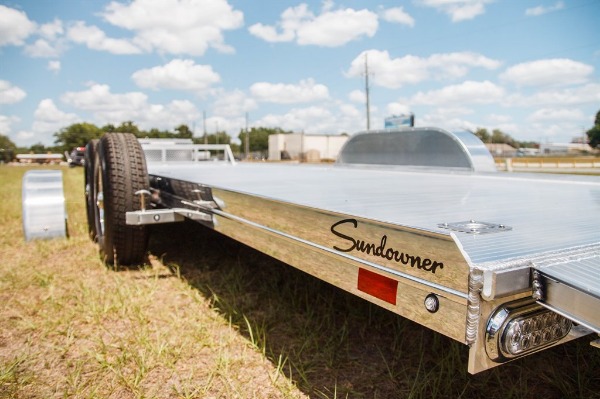 New-2019-Sundowner-4000AP22-Car-Hauler