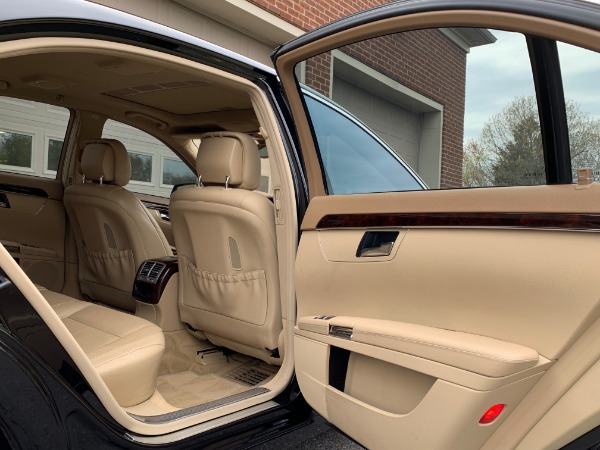 Used-2011-Mercedes-Benz-S-Class-S-550-4MATIC