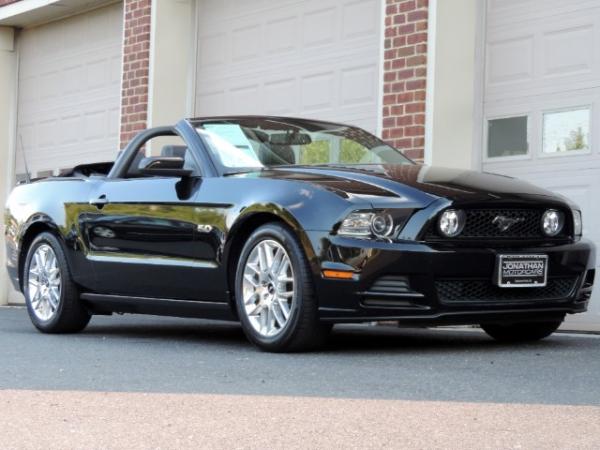 Used-2014-Ford-Mustang-GT-Premium