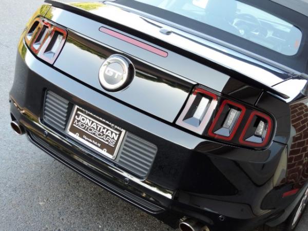 Used-2014-Ford-Mustang-GT-Premium