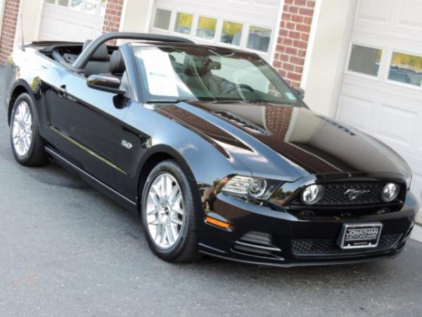 Used-2014-Ford-Mustang-GT-Premium