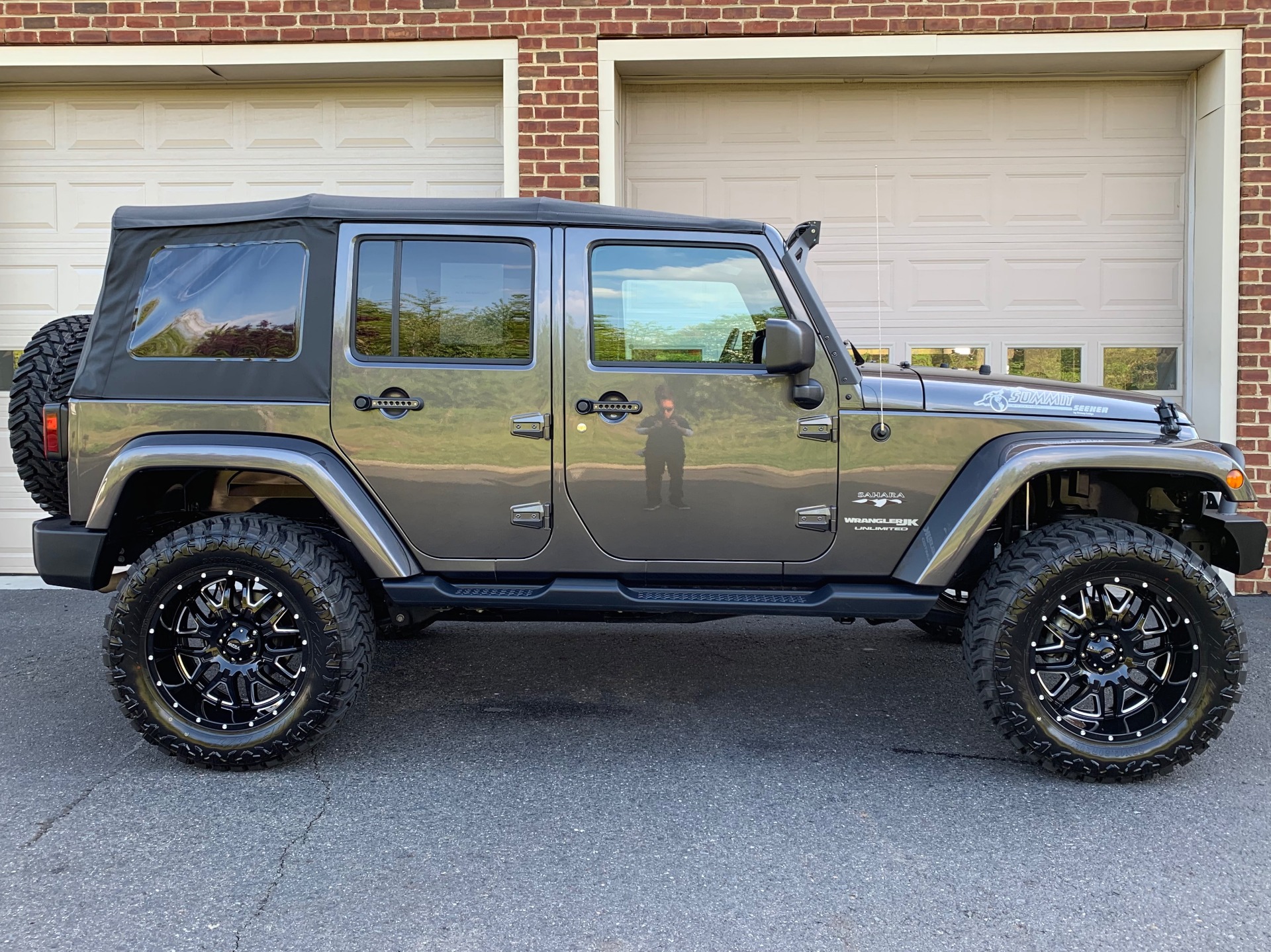 2018 Jeep Wrangler Unlimited Sahara Summit Seeker Adventure Package Stock 922265 for sale near Edgewater Park NJ NJ Jeep Dealer