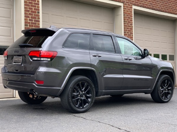 Used-2018-Jeep-Grand-Cherokee-Altitude