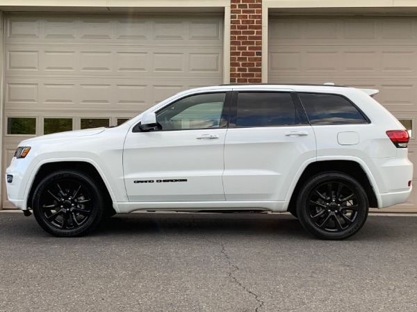 Used-2018-Jeep-Grand-Cherokee-Altitude